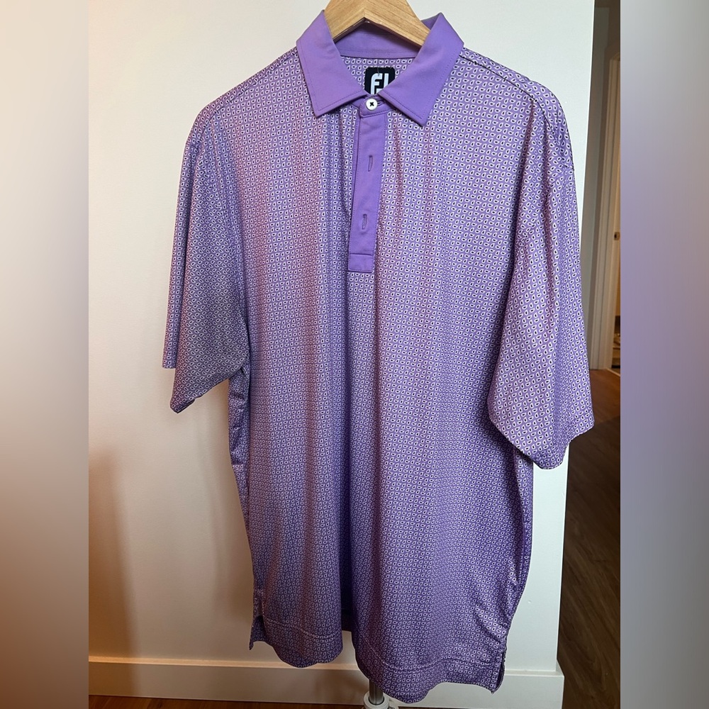 Footjoy polo paisley design
